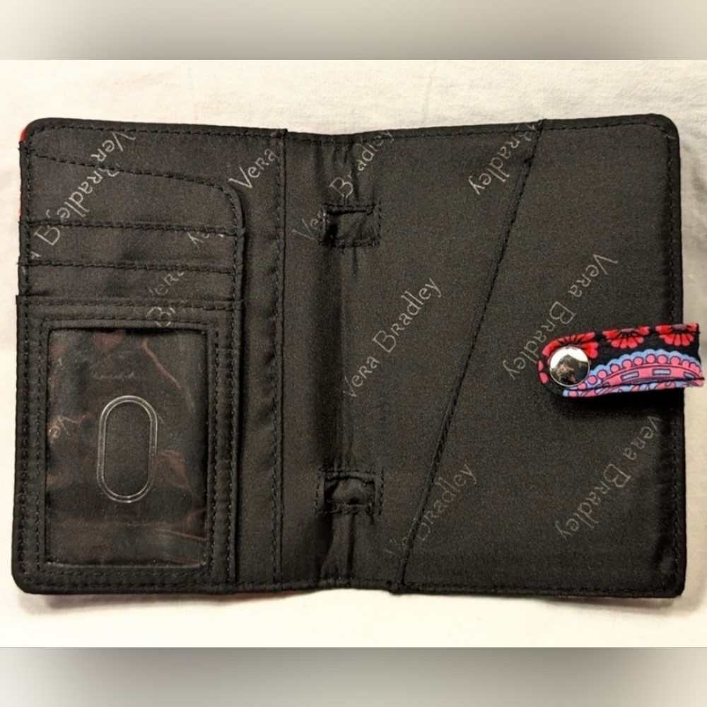 Vera Bradley Wallet/Passport holder. NWOT - Picture 3 of 4